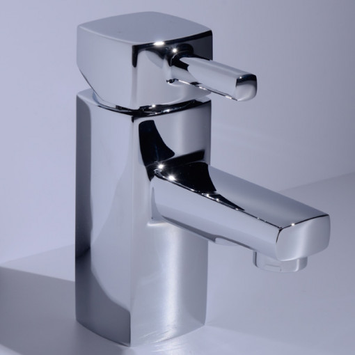 Form Deluxe Basin Mono And Bath Filler Tap Pack