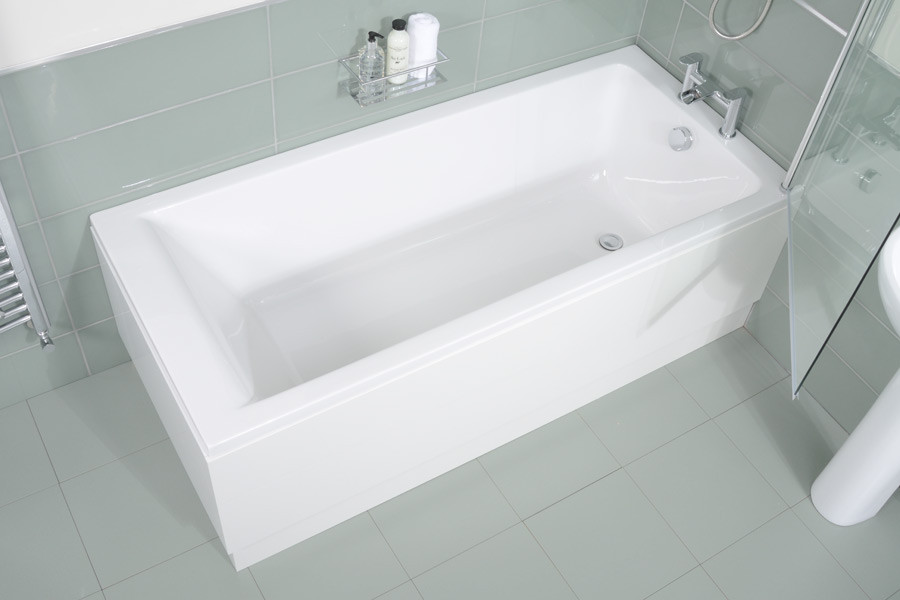 1800 shower screen