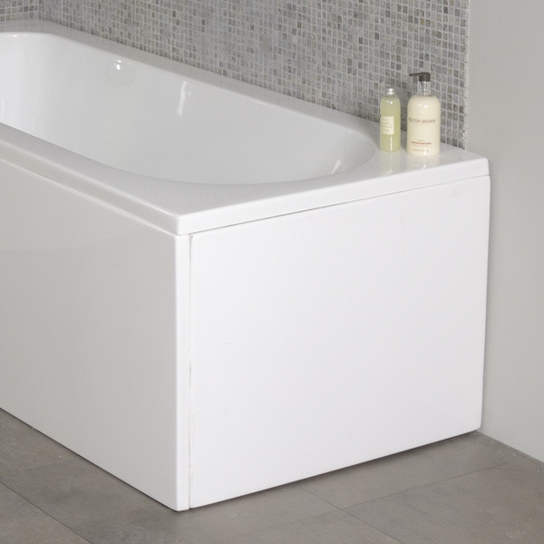 Dee 1600 x 800 Right Hand P-Shaped Shower Bath with 6mm Curved Screen