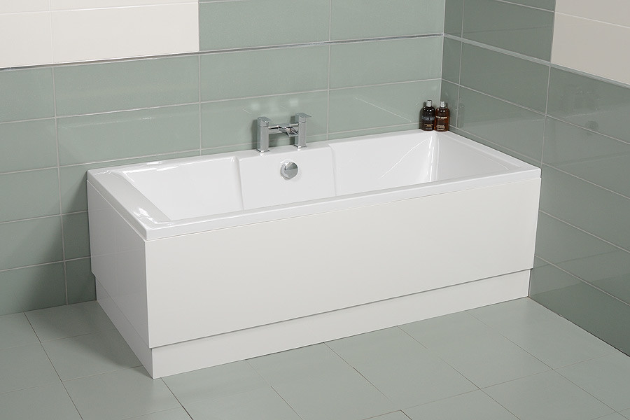 Tabor™ 1500 x 700 Bath